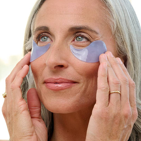 Serve Chilled™ On Ice Eye Gels
